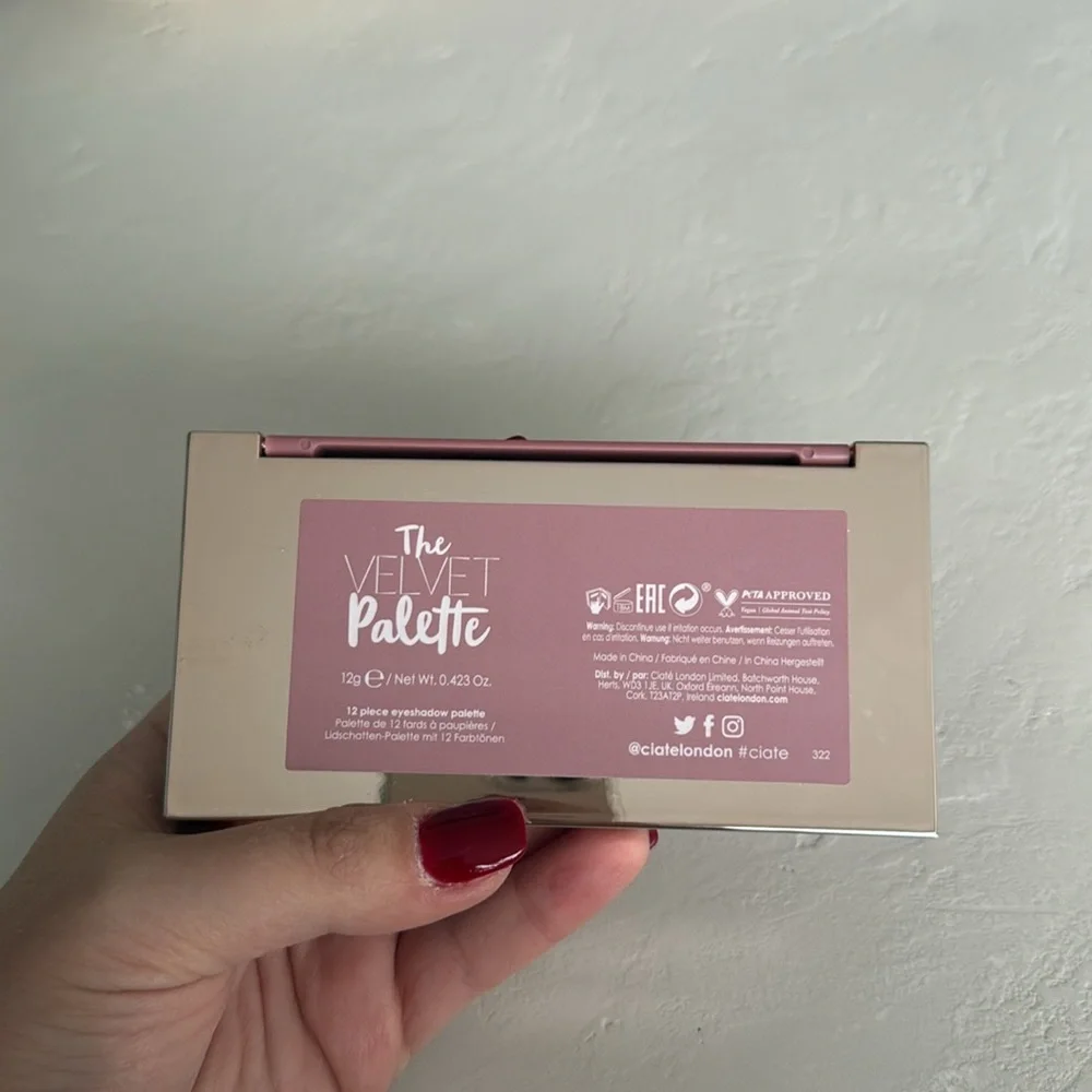 NEW- Ciate London The Velvet Eyeshadow Palette